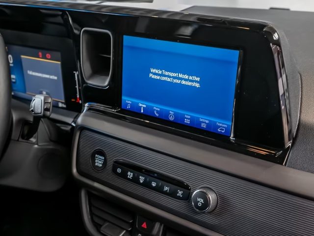 FORD Tourneo Courier usata, con Climatizzatore