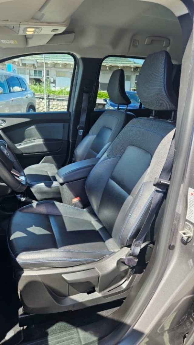 NISSAN Townstar usata, con Sensori di parcheggio posteriori