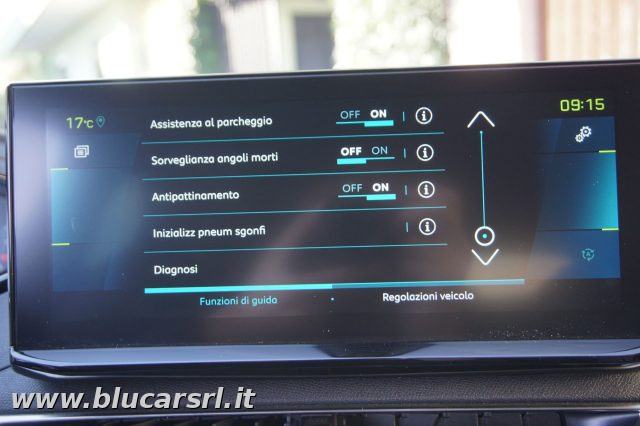 PEUGEOT 3008 usata, con Sensori di parcheggio posteriori