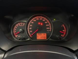 TOYOTA Yaris usata, con Servosterzo