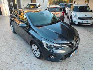 RENAULT Clio usata, con Autoradio