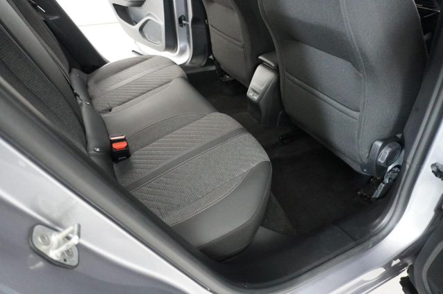 PEUGEOT 2008 usata, con Controllo automatico clima