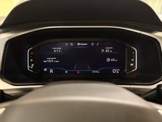 VOLKSWAGEN T-Roc usata, con USB
