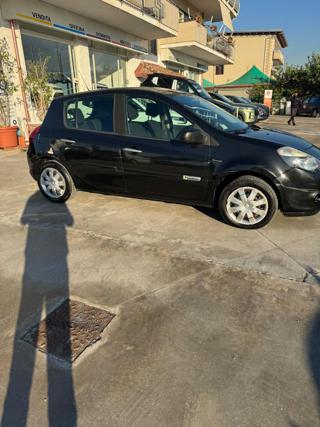 RENAULT Clio usata, con Climatizzatore