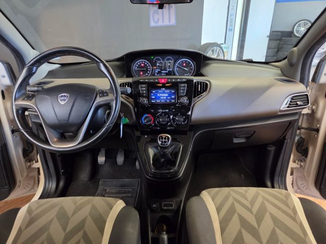 LANCIA Ypsilon usata, con Airbag testa