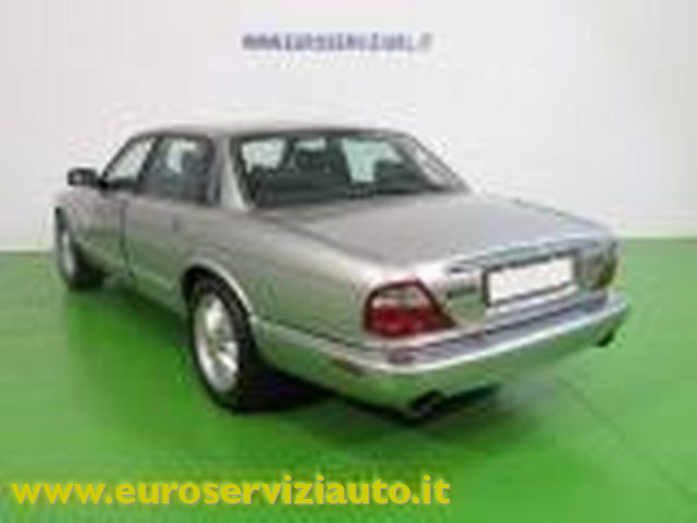JAGUAR XJ usata, con Airbag laterali