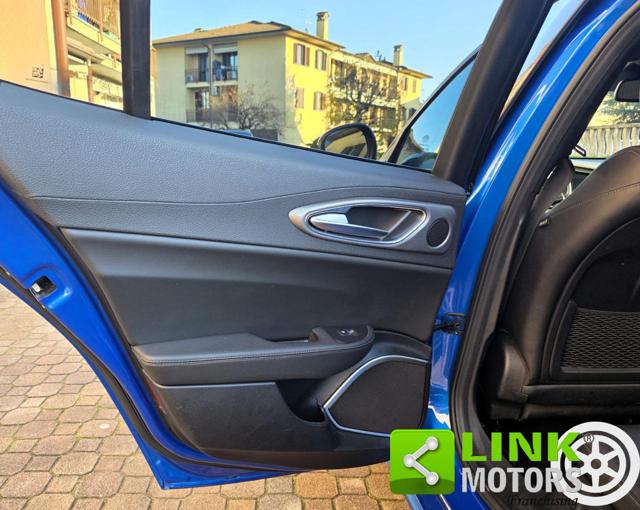 ALFA ROMEO Giulia usata, con Autoradio digitale