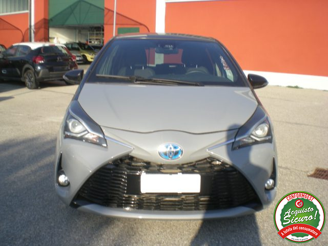 TOYOTA Yaris usata, con Autoradio