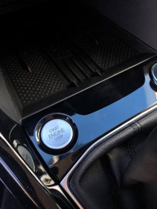 VOLKSWAGEN T-Cross usata, con Autoradio digitale