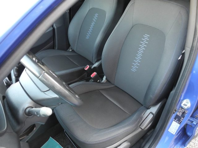 HYUNDAI i10 usata, con Pneumatici quattro stagioni