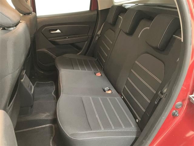 DACIA Duster usata, con Sensori di parcheggio posteriori