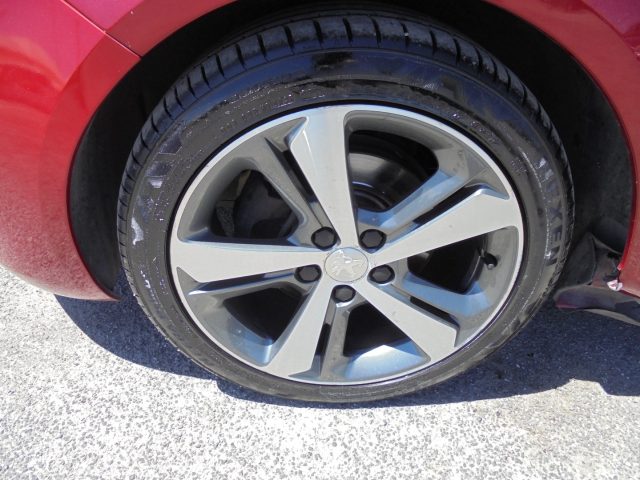 PEUGEOT 308 usata, con Cruise Control