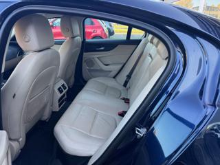 JAGUAR XE usata, con Cerchi in lega