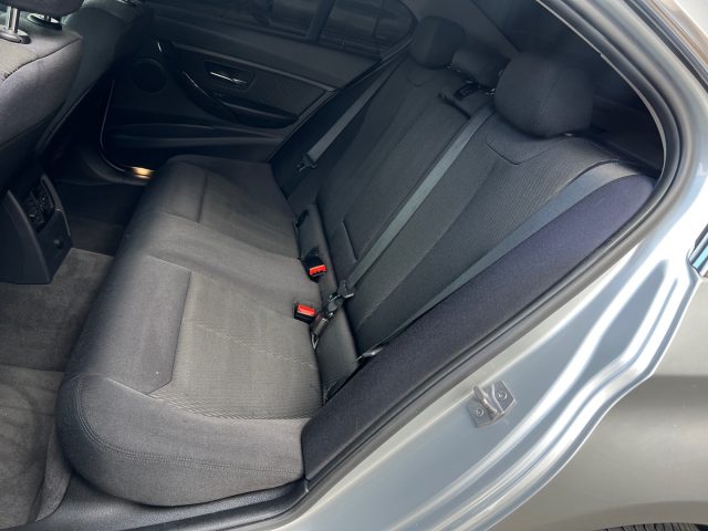 BMW 320 usata, con Servosterzo