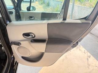 RENAULT Modus usata 44
