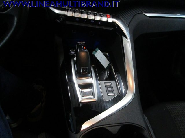 PEUGEOT 3008 usata, con Autoradio