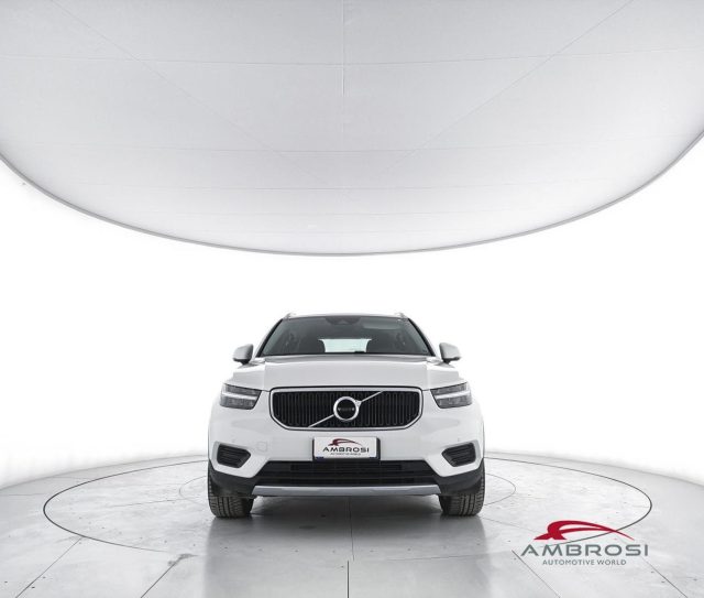 VOLVO XC40 usata 4