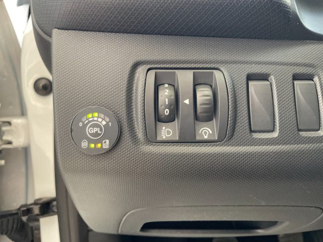 RENAULT Clio usata, con Vivavoce