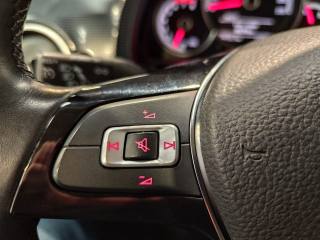 VOLKSWAGEN up! usata 18