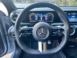 MERCEDES-BENZ A 200 usata, con Park Distance Control