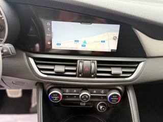 ALFA ROMEO Giulia usata, con Autoradio digitale