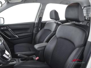 SUBARU Forester usata 8