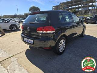 VOLKSWAGEN Golf usata, con Autoradio
