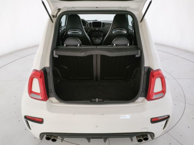 ABARTH 595 usata, con USB