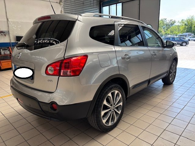 NISSAN Qashqai+2 usata, con Autoradio