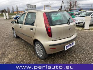 FIAT Punto usata, con Autoradio