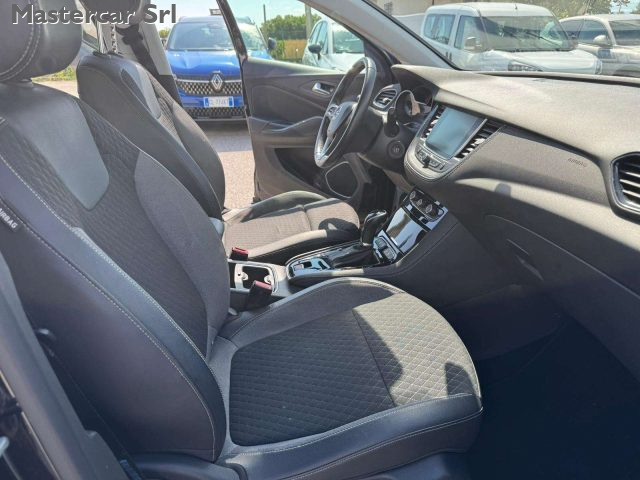 OPEL Grandland X usata, con Fendinebbia