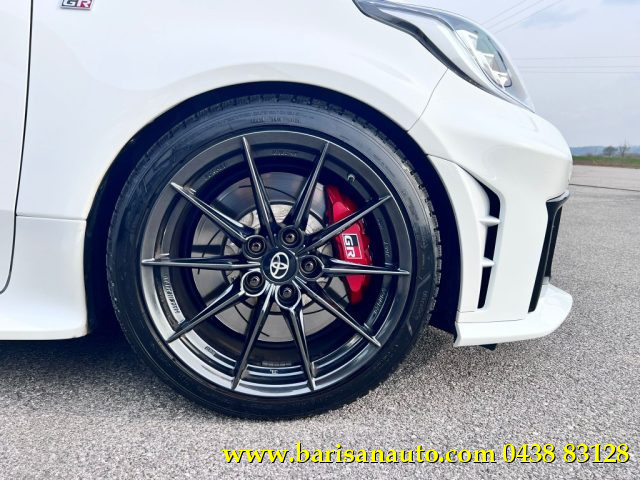 TOYOTA Yaris usata, con Vetri oscurati