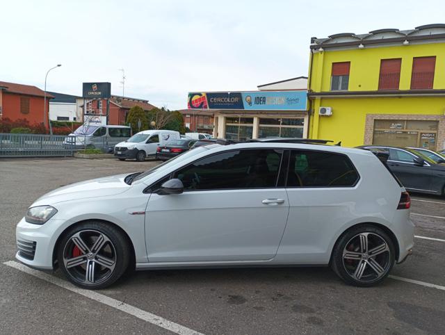 VOLKSWAGEN Golf GTI usata, con Airbag