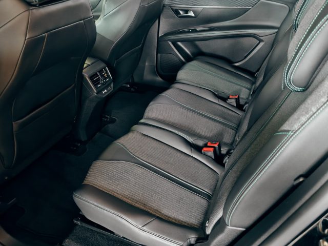 PEUGEOT 5008 usata, con Cruise Control