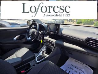 TOYOTA Yaris usata, con Sedile posteriore sdoppiato