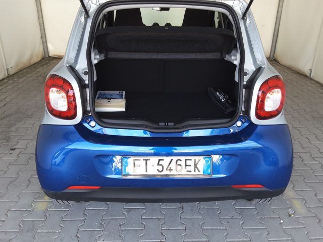 SMART ForFour usata, con Luci diurne LED