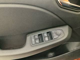 RENAULT Clio usata, con Riconoscimento dei segnali stradali