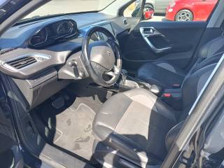 PEUGEOT 2008 usata, con Climatizzatore