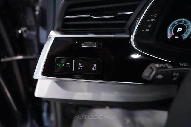 AUDI Q8 usata, con Chiusura centralizzata