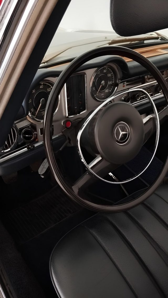 MERCEDES-BENZ SL 280 usata 8