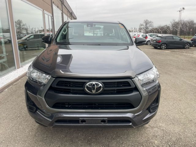 TOYOTA Hilux usata, con Bluetooth