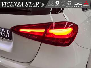 MERCEDES-BENZ A 180 usata, con Alzacristalli elettrici