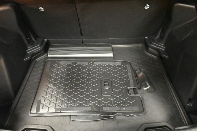 TOYOTA Yaris Cross usata 29