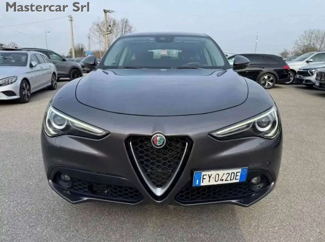 ALFA ROMEO Stelvio usata, con Airbag