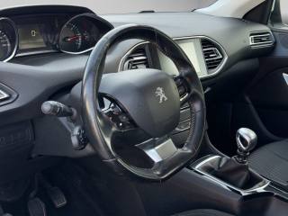 PEUGEOT 208 usata, con ESP