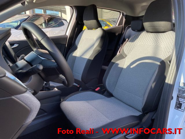 RENAULT Clio usata, con Alzacristalli elettrici