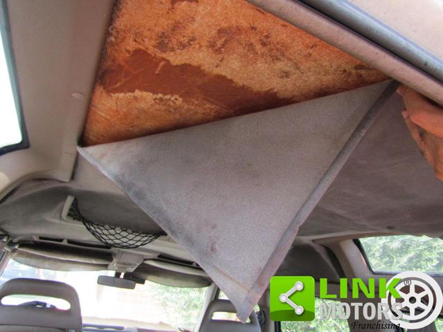 LAND ROVER Discovery usata 14