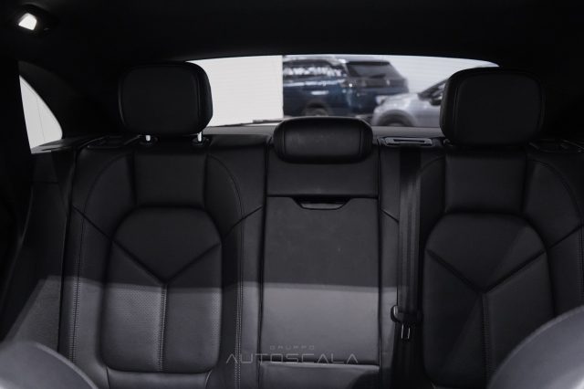 PORSCHE Macan usata, con Sensore di luce