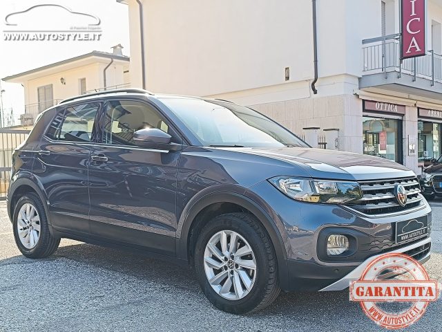 VOLKSWAGEN T-Cross usata, con Leve al volante