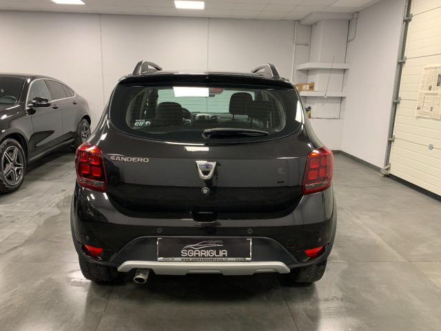DACIA Sandero usata, con Autoradio